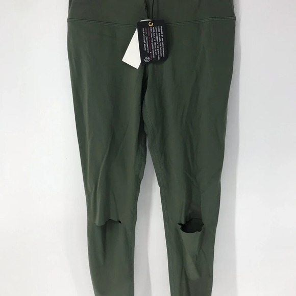 Kadyluxe cut-out hem legging with knee slit - Picture 5 of 12